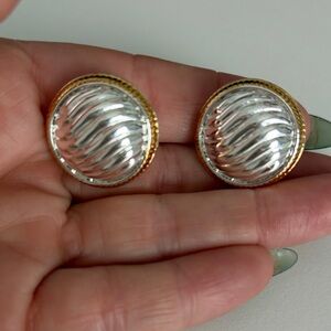 Joan Rivers Classics Collection Ribbed Silver and Gold  Earrings    pierced